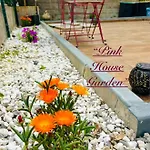 Pink House Garden 4*