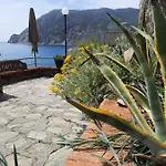 Гостевой дом Pink House Garden 4*