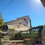 Pink House Garden Pensjonat 4*