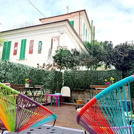 Guest house Pink House Garden Monterosso al Mare