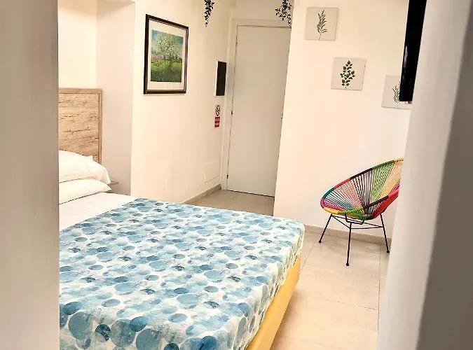 Pink House Garden 招待所