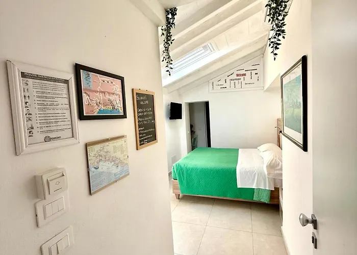 Pink House Garden مونتيروسّو ال ماري